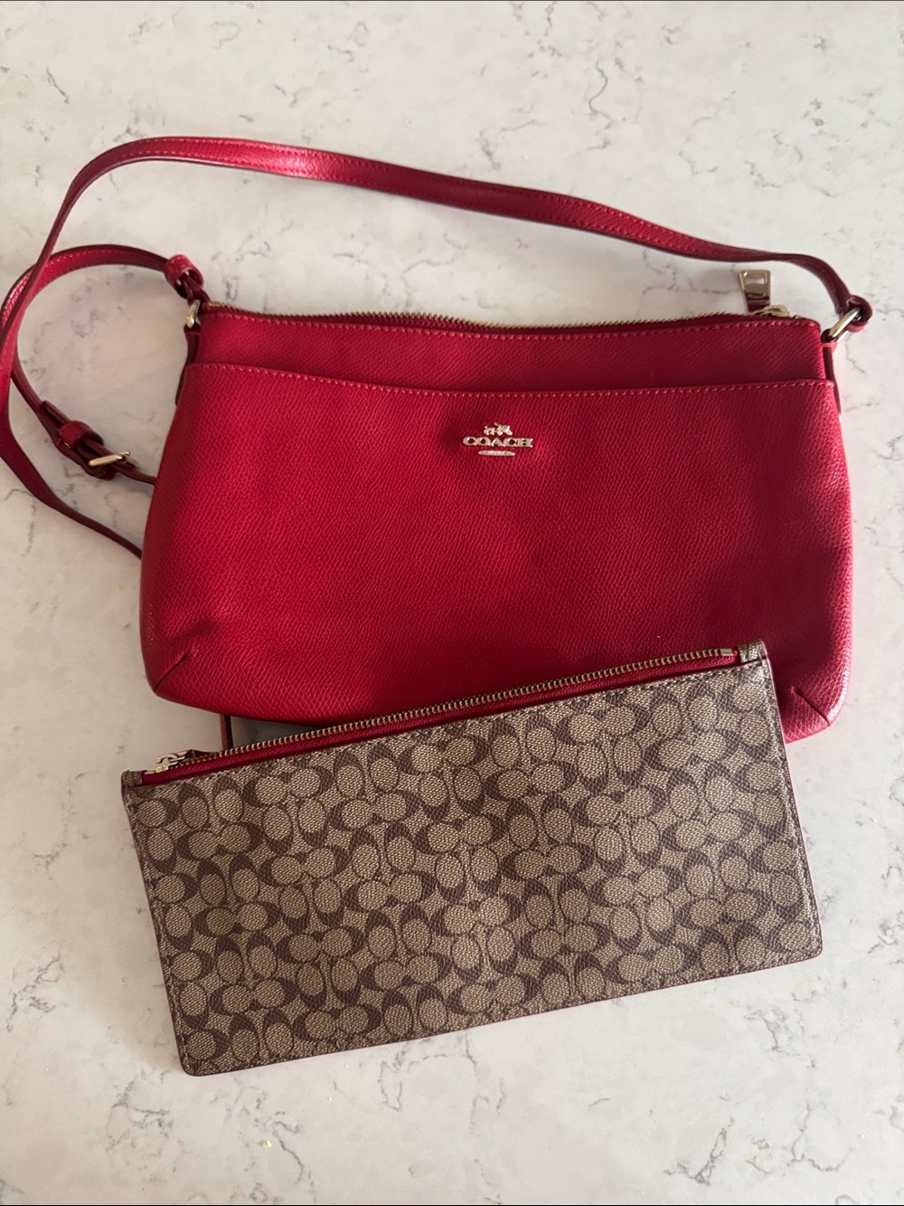 Coach Red Pebbled Leather Crossbody Bag with Additional Zippered Case. - Picture 13 of 13